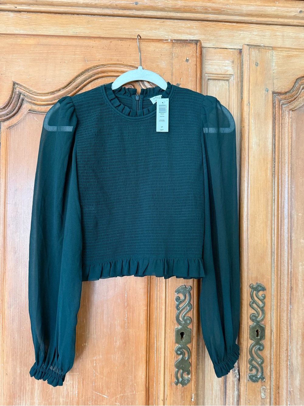 NWT Aritizia Wilfred Lilith Blouse Women's Dark Green Long Sleeve Ruffle Hem Top